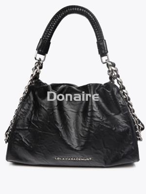 Bolso bandolera efecto piel arrugada Lola Casademunt - Imagen 2