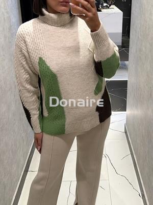 Jersey cuello vuelto crudo detalles marrones y verdes WNT - Imagen 1